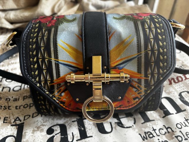 Сумка шкіряна Givenchy оригінал