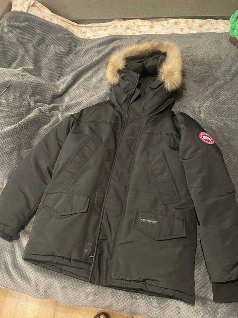 Пуховик CANADA goose