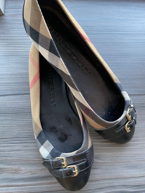 Жіночі балетки Burberry розмір 38. Стан 6/10