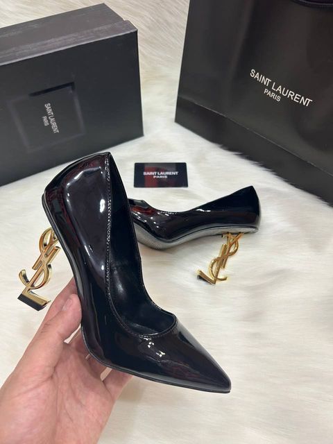 Продам новенькі туфлі Saint Laurent