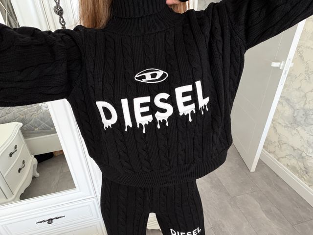Чорний в'язаний костюм Diesel — zdjęcie 5