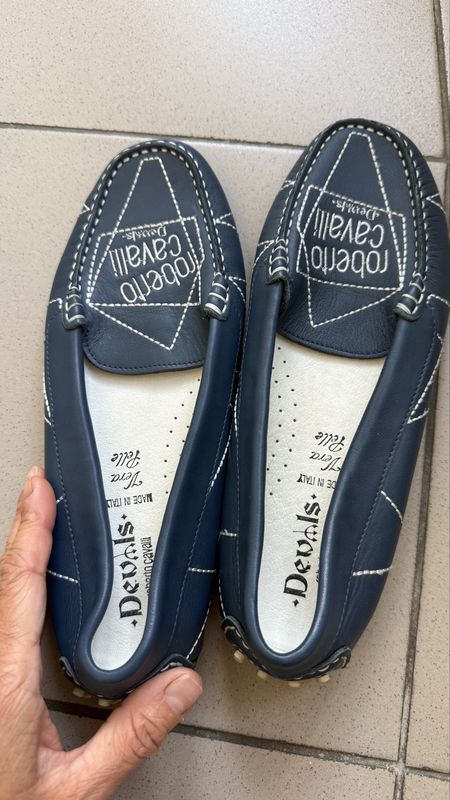Продам кожані унісекс мокасини 39 roberto cavalli