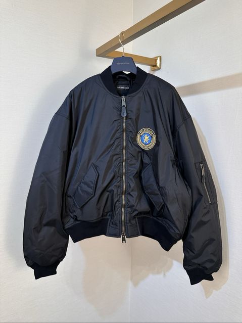 Куртка бомбер Balenciaga