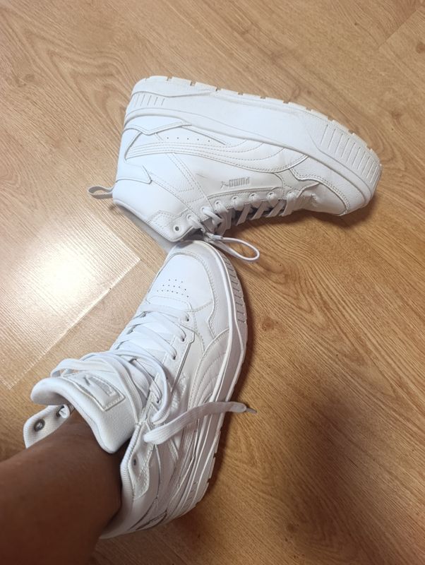 Високі кросівки Puma