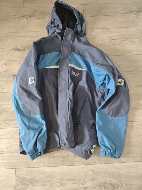 Вітровка Jack wolfskin