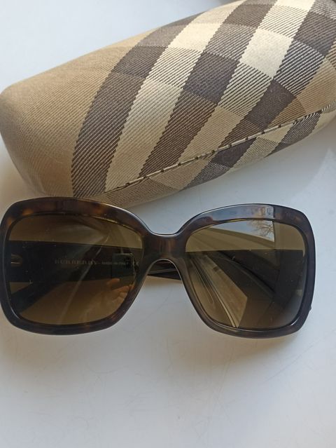 сонцезахисні окуляри Burberry