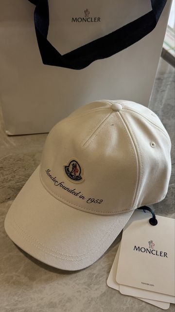 Кепка moncler оригинал