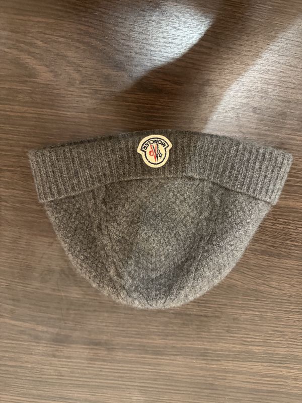 Шапка Moncler оригінал