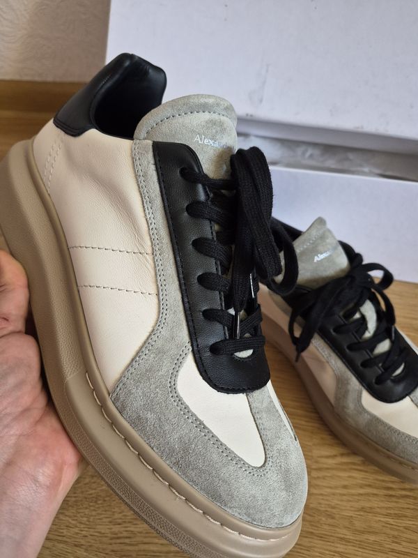 Кроссовки Alexander McQueen Oversized Retro 42,5 на 27.5