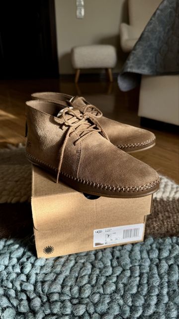 Оригінальні жіночі замшеві мокасини туфлі UGG