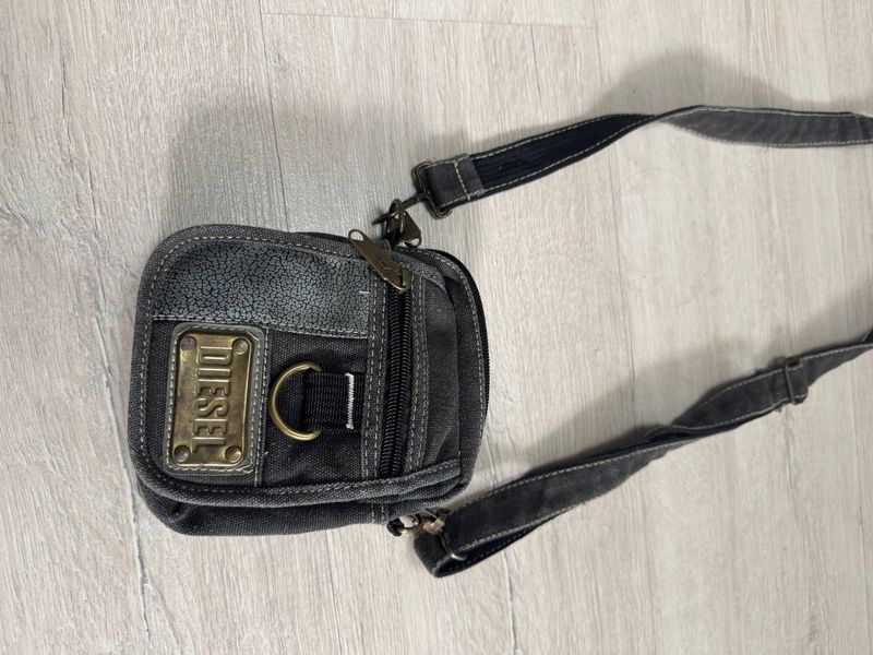 барсетка бренду Diesel