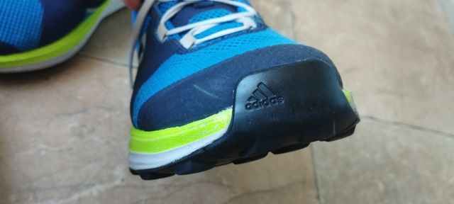 Кросівки Adidas Terrex в гарному стані — zdjęcie 3