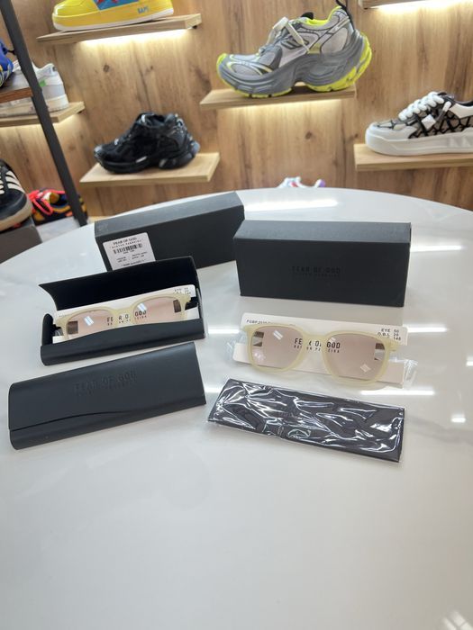 Окуляри Fear of God Essentials Beige Logo