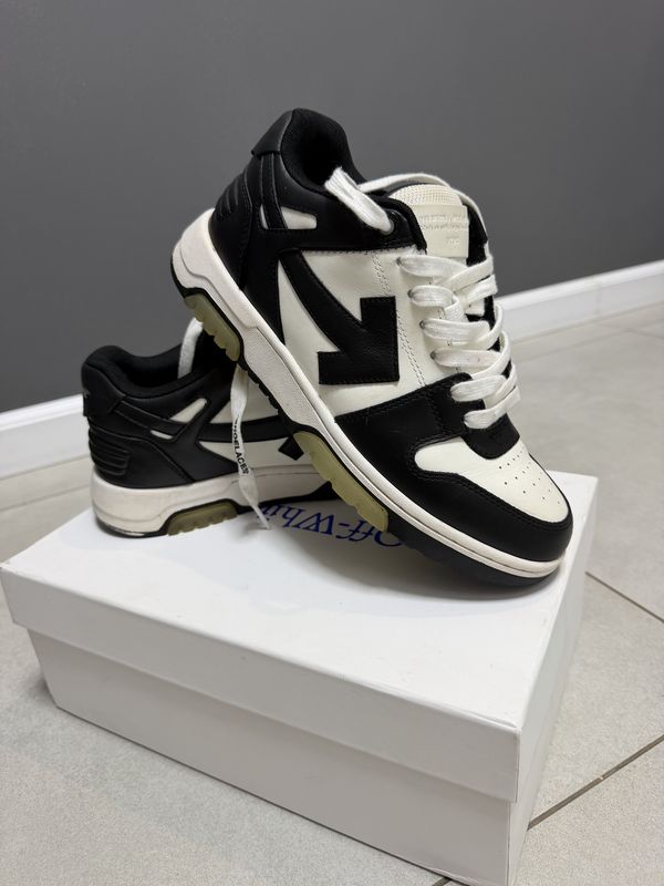 Кросівки Off-White