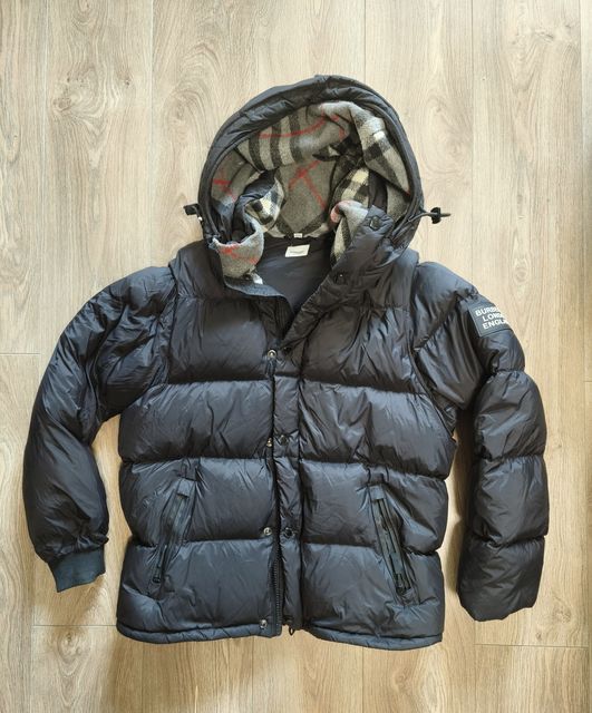 Пуховик Burberry