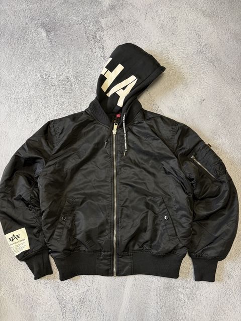 Бомбер Alpha Industries Logo on Hood, кежуал, оверсайз, L-XL роз
