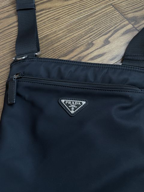 Сумка через плече Prada — zdjęcie 3