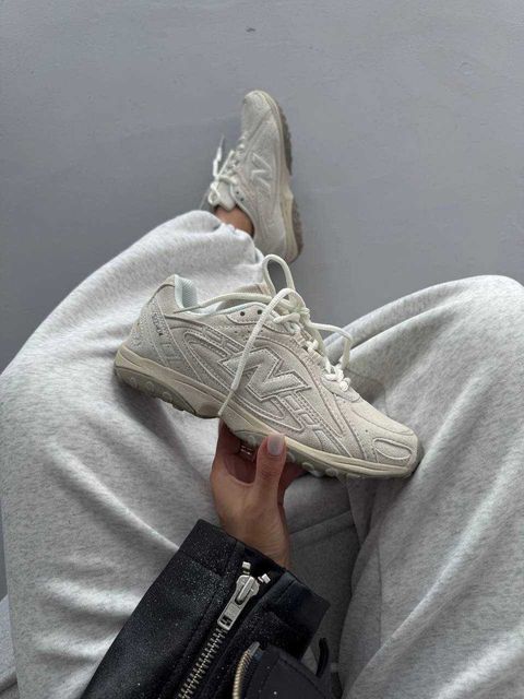 Жіночі кросівки New Balance 204L 36-41