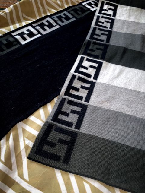 Шарф Fendi оригинал