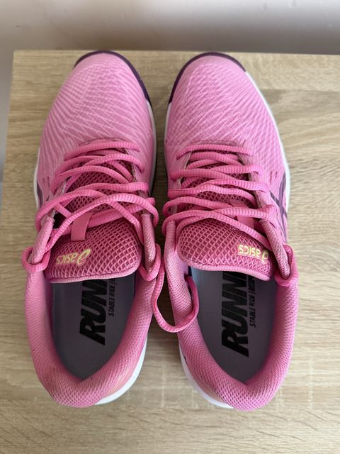 Жіночі кросівки Asics, 39,5 (25 см) — zdjęcie 4