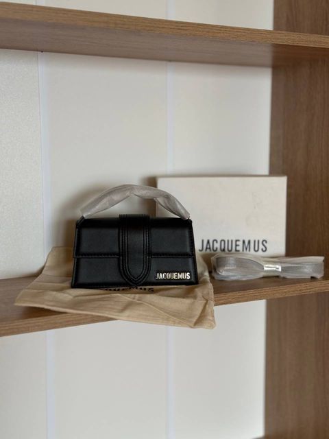 Сумка Jacquemus Le Bambino Mini