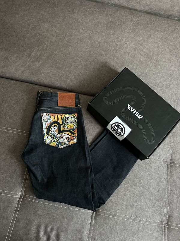 Джинсы Evisu (32х34)