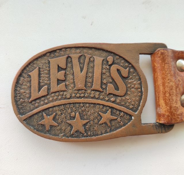 Ремень Levi's кожаный