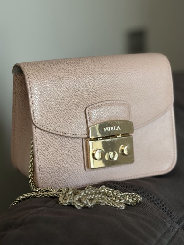 Сумка Furla маленька шкіряна пудрова