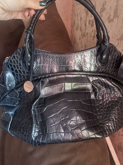 Продам сумку Furla оригінал