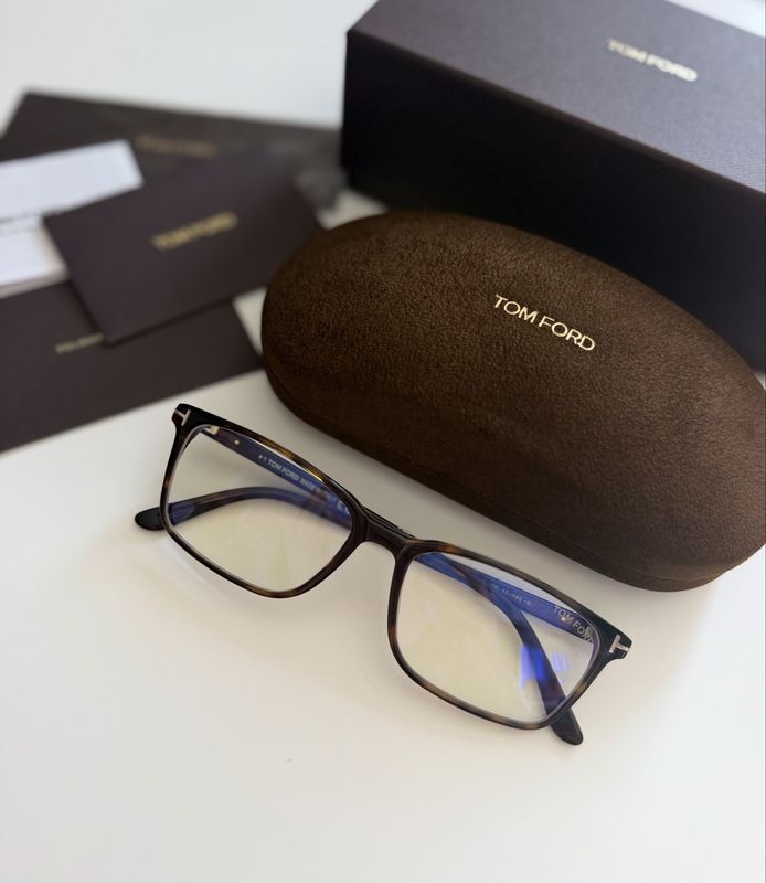 Оправа TOM FORD FT5735-B 052 blue block