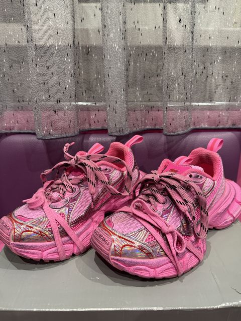 Продам кросовки Balenciaga