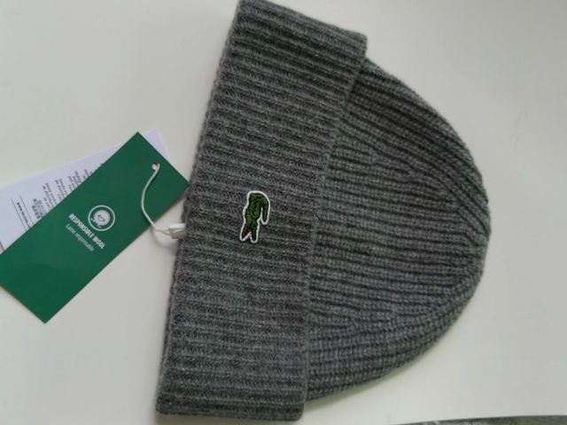 Шапка чоловіча Lacoste