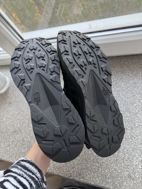 Нові кросівки чоловічі The North Face чорні 45 розмір — zdjęcie 3