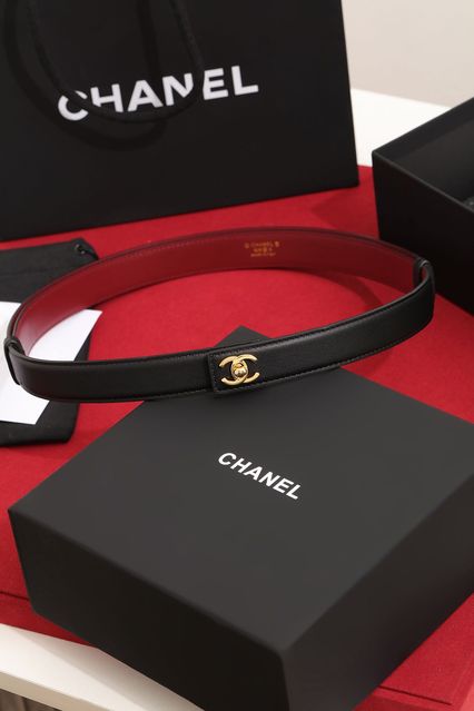 Шкіряний ремінь Chanel