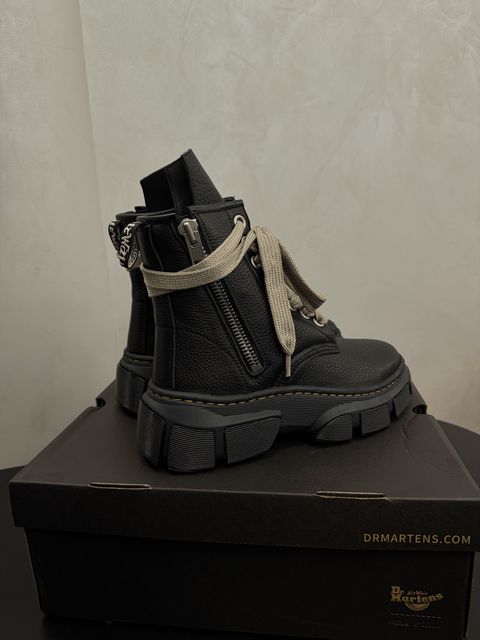 Dr. Martens × Rick Owens 1460 DMXL Megalace ботинки — zdjęcie 3