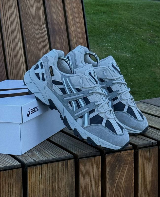 Термокросівки Asics Gore-Tex осінь-зима