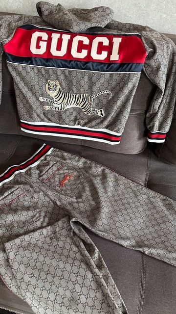 Костюм Gucci жіночий