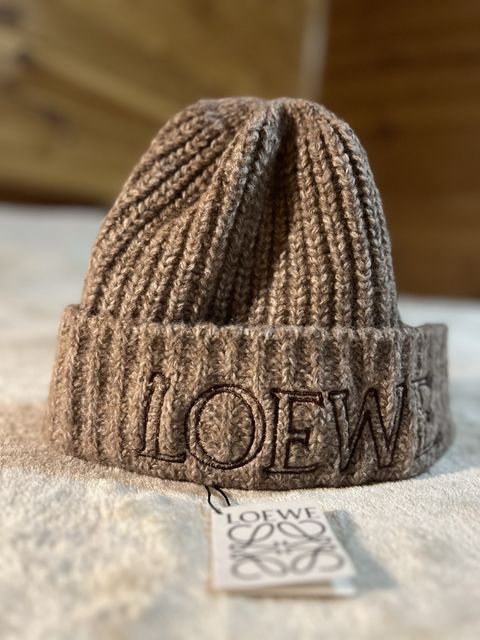 LOEWE wool cap шапка one size (lana 7%, махер 61%, poliamid 31%)