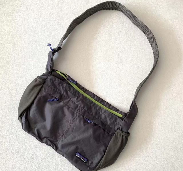 Сумка-трансформер через плече Patagonia Courier Bag 2в1 — zdjęcie 5