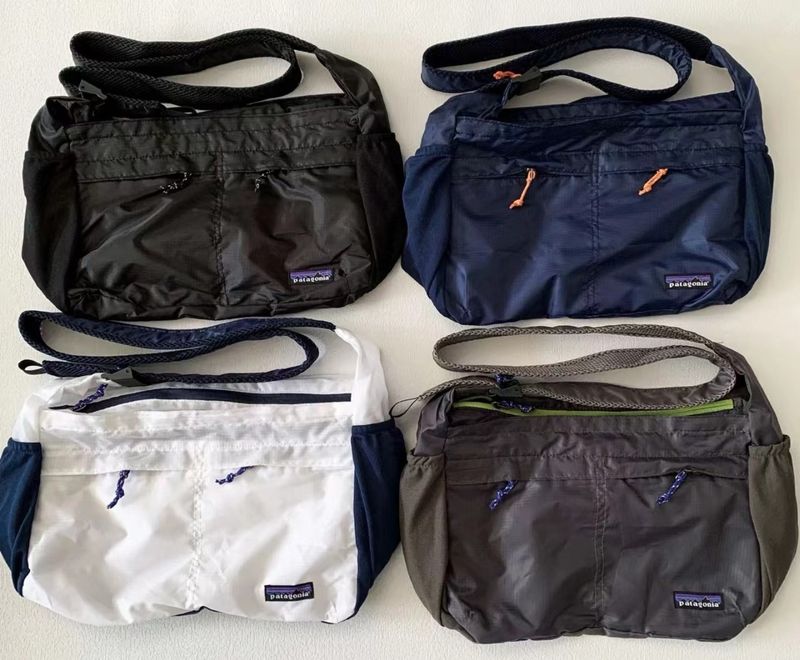 Сумка-трансформер через плече Patagonia Courier Bag 2в1