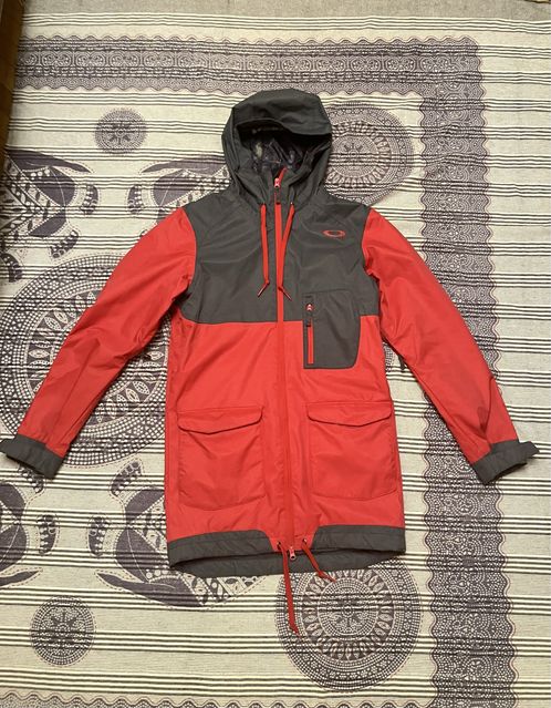 Технологічна мембранна курточка Oakley