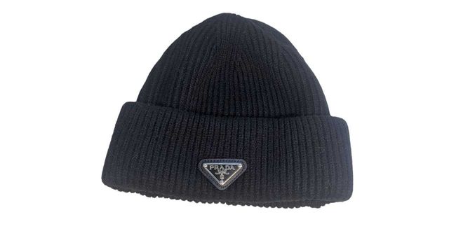 Шапка Prada оригінал