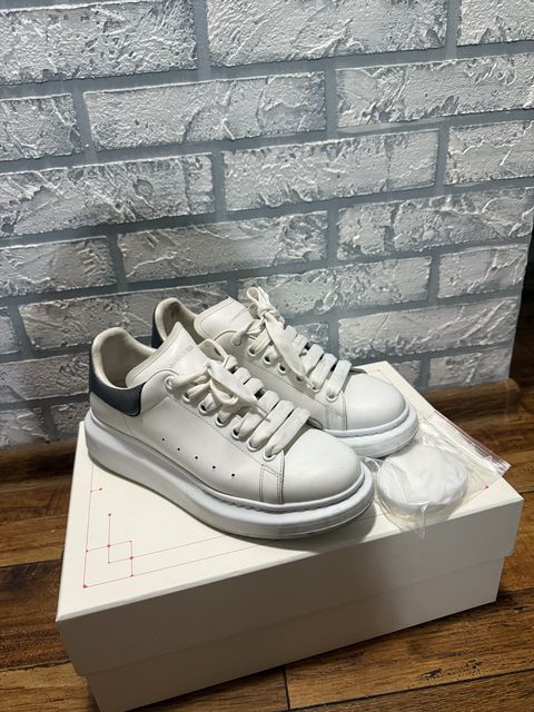 Продам кросівки Alexander McQueen оригінал б/у розмір 40