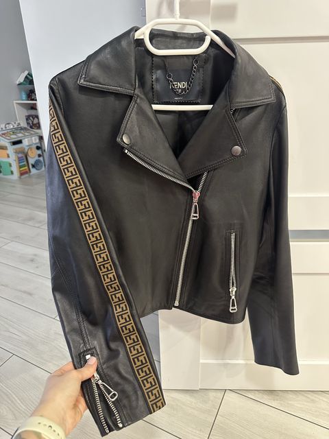 Шкіряна куртка Fendi