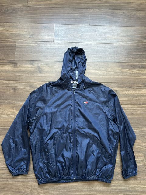 Чоловіча вітровка Tommy hilfiger