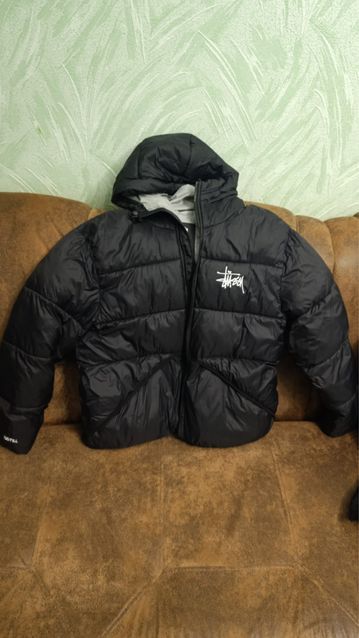 Продам пуховик Stussy XL