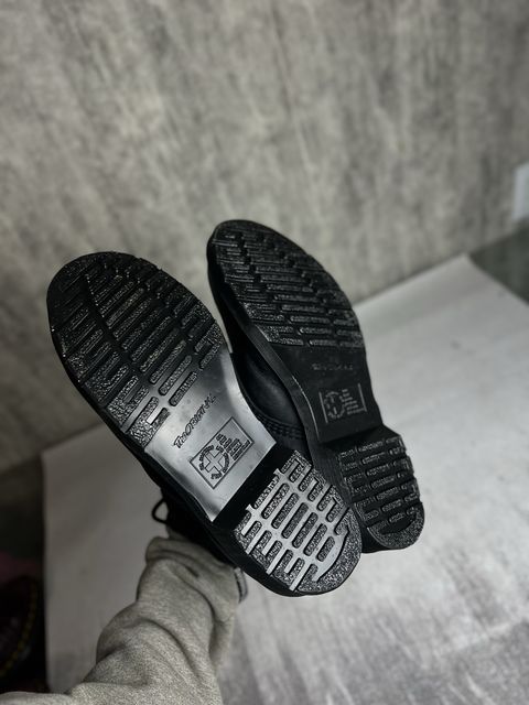 Черевики чоловічі Dr. Martens 1460, 42 — zdjęcie 4