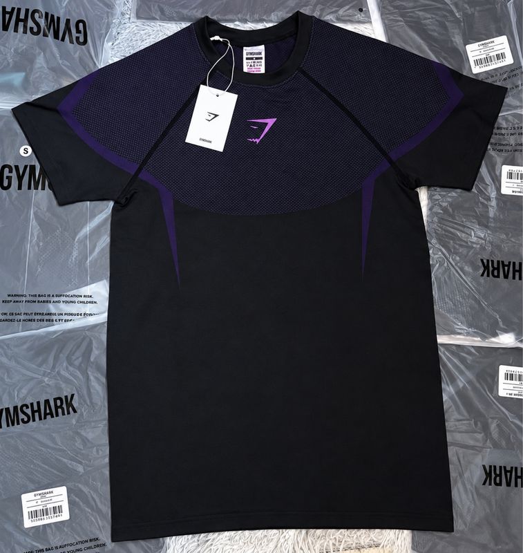 Рашгард Gymshark Onyx V5 Seamless Compression T-Shirt (Чорний / Фіолетовий)