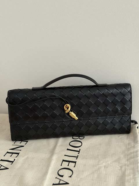 Фирменный клатч Bottega Veneta оригинал