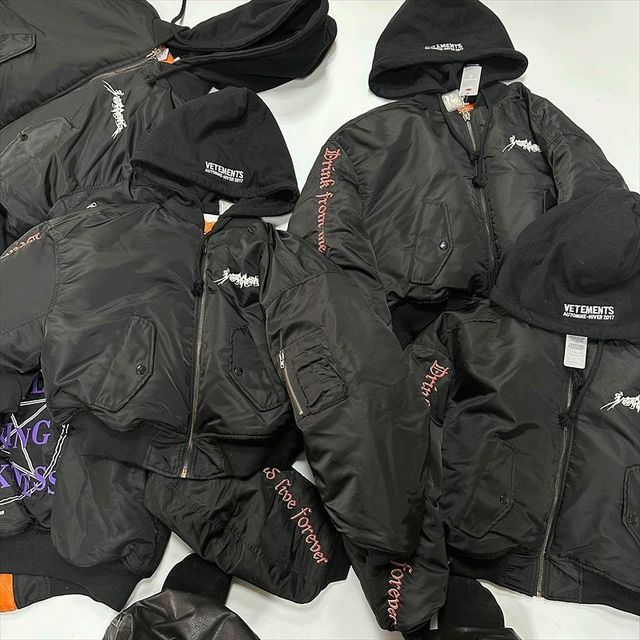 Бомбер Vetements Total Darkness — zdjęcie 5